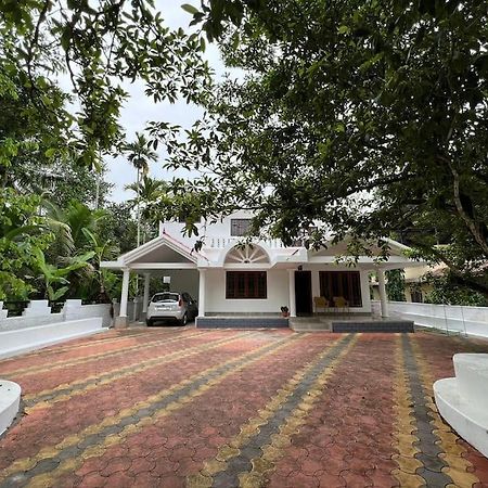Kalarikkal House Villa Kochi Eksteriør billede